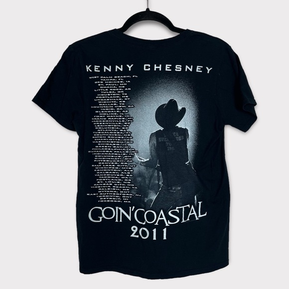 Tops Kenny Chesney Concert Tee Small Goin Coastal 211 Country